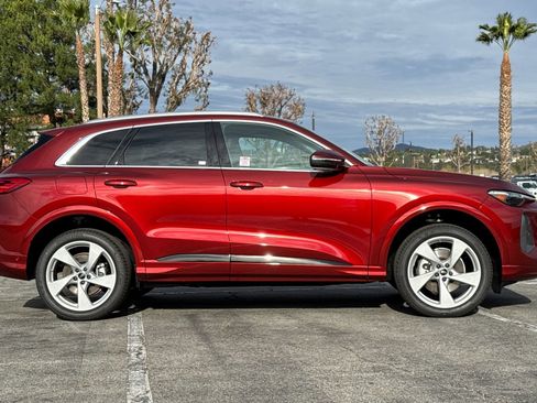 New 2025 Audi Q5 2.0T Premium Plus image 3