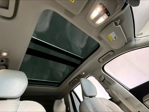 Used 2023 Volvo XC90 B6 Ultimate w/ Protection Package Premier image 22