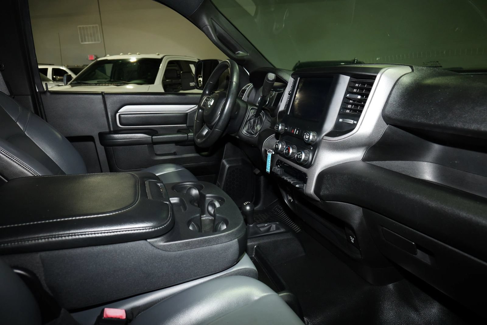 Used 2021 RAM 3500 Tradesman w/ Chrome Appearance Group AWD/4WD image 23