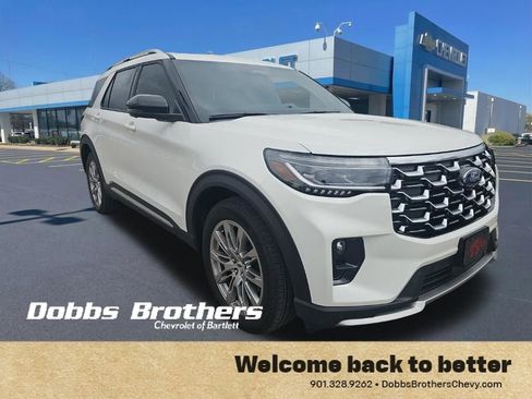 Used 2025 Ford Explorer Platinum RWD image 5