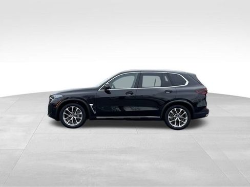 Certified 2024 BMW X5 xDrive50e w/ Premium Package image 2