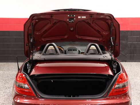 Used 2009 Mercedes-Benz SLK 300 image 31