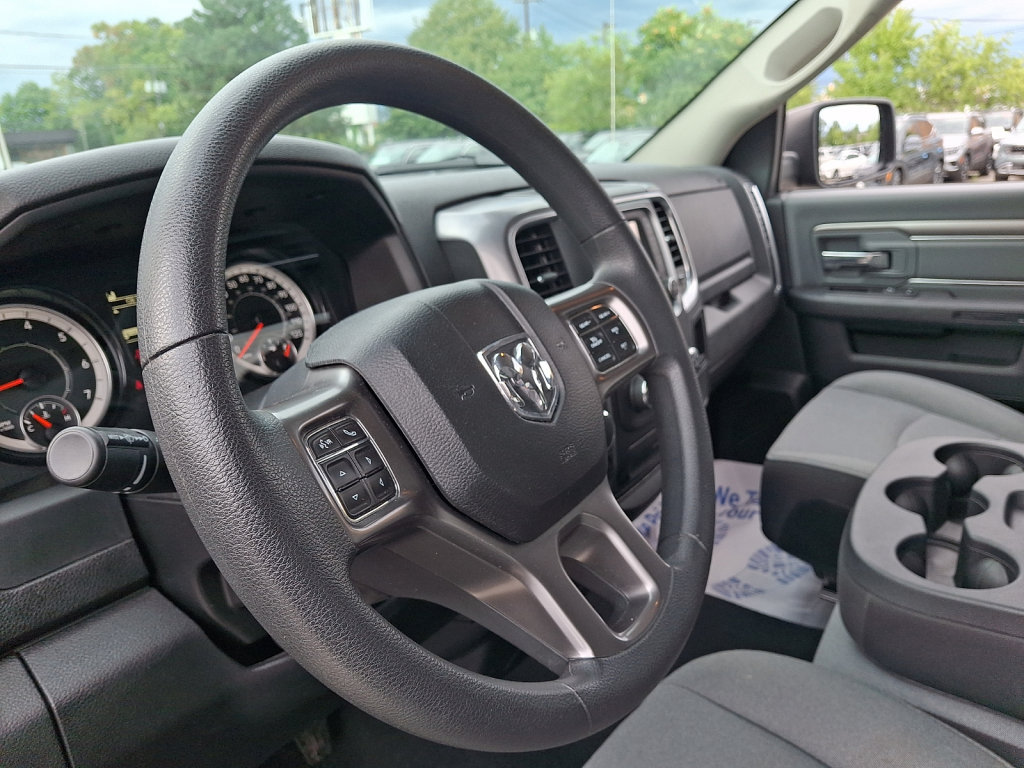 Used 2024 RAM 1500 Classic SLT AWD/4WD image 25