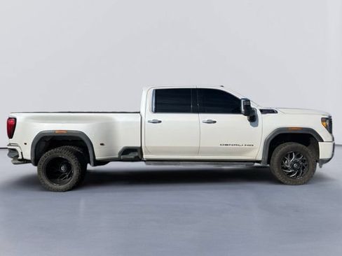 Used 2020 GMC Sierra 3500 Denali w/ Denali Ultimate Package AWD/4WD image 2