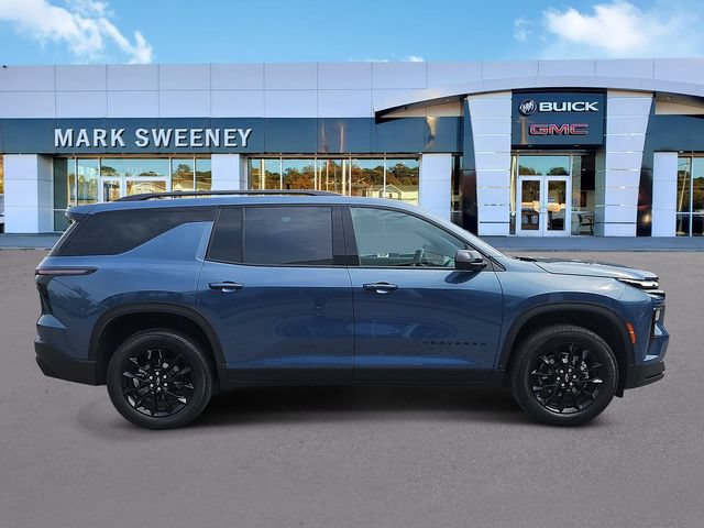 Used 2025 Chevrolet Traverse LT w/ Midnight/Sport Edition FWD image 34