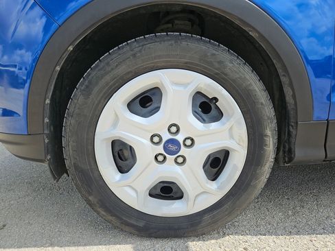 Used 2017 Ford Escape S FWD image 31