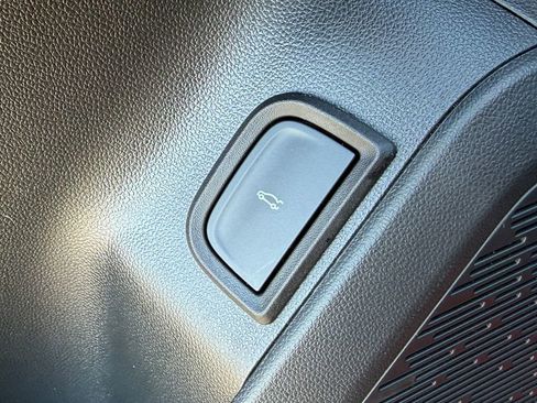 New 2026 GMC Terrain Elevation w/ Elevation Premium Package image 15