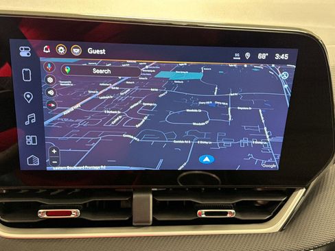 New 2026 Chevrolet Equinox LT w/ Safety and Technology Package FWD image 24
