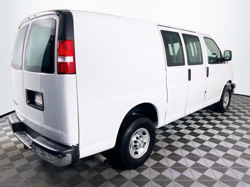 Used 2020 Chevrolet Express 2500 w/ Driver Convenience Package RWD image 8