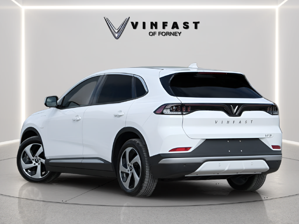 New 2025 VinFast VF 8 Eco AWD/4WD image 2