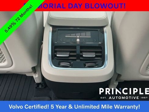 Certified 2023 Volvo XC90 B5 Core w/ Protection Package Premier AWD/4WD image 36