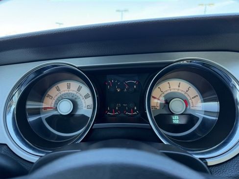 Used 2010 Ford Mustang V6 image 18