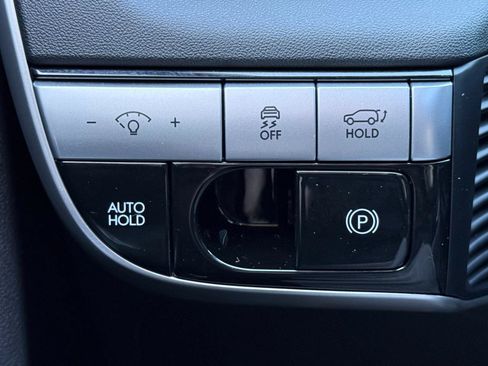 Used 2024 Hyundai Ioniq 5 SEL RWD image 14
