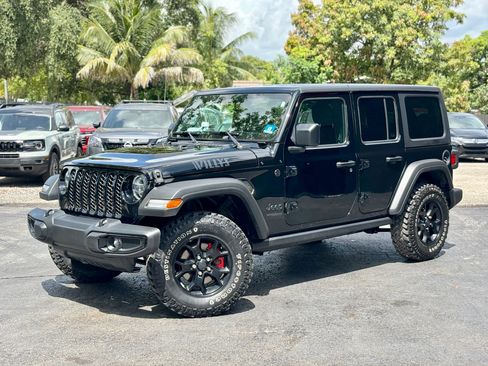 Used 2020 Jeep Wrangler Unlimited Sport AWD/4WD image 3