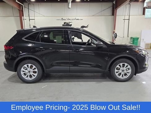 New 2025 Ford Escape Active w/ Cold Weather Package FWD image 6