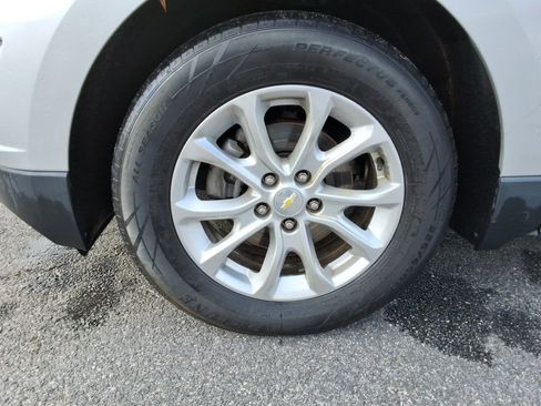 Used 2019 Chevrolet Equinox LT image 9