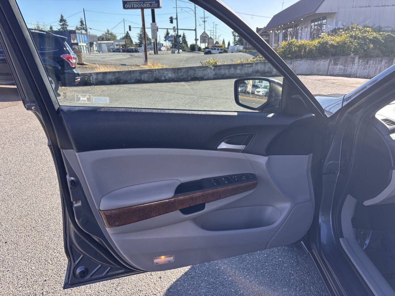 Used 2012 Honda Accord EX image 18