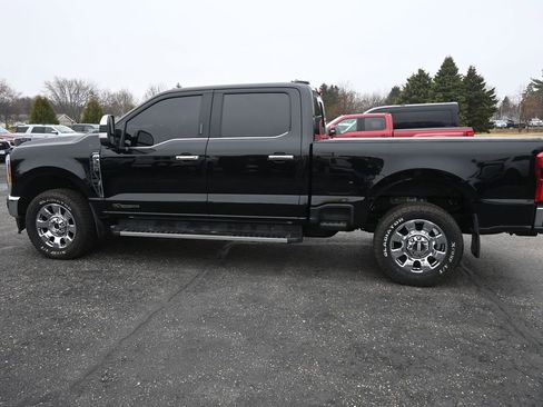 Used 2023 Ford F350 Lariat w/ Chrome Package image 12