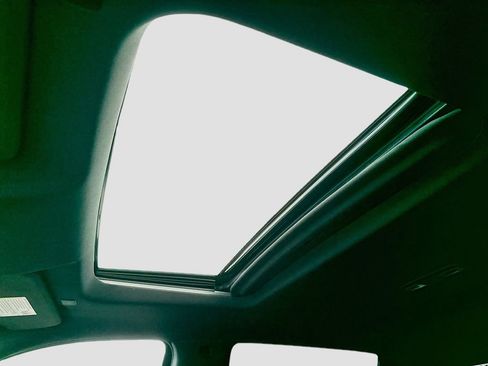 Used 2021 GMC Sierra 1500 AT4 w/ AT4 Premium Package image 19