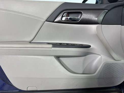 Used 2013 Honda Accord EX image 23