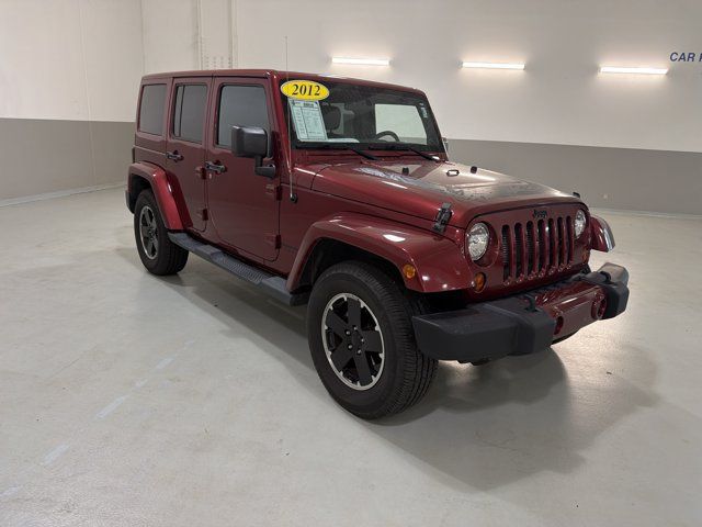 Used 2012 Jeep Wrangler Unlimited Sahara AWD/4WD image 4