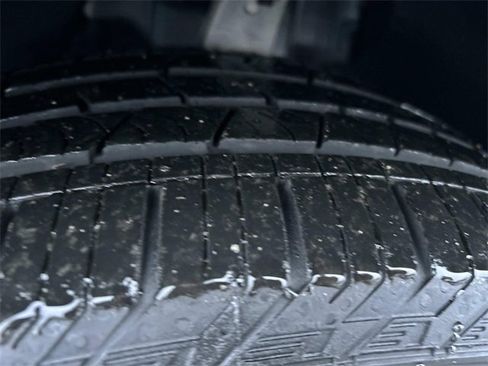 Used 2024 Volvo XC60 B5 Plus w/ Protection Package Premier image 10