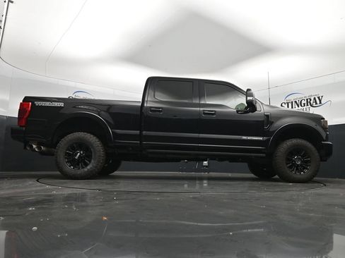 Used 2022 Ford F350 Lariat w/ Tremor Off-Road Package AWD/4WD image 33