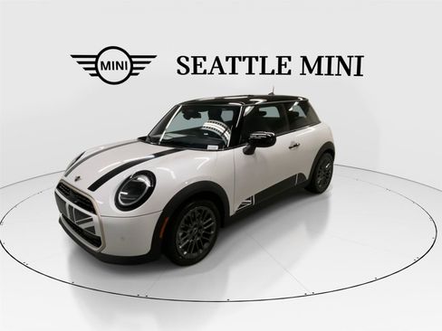 New 2026 MINI Cooper 2-Door Hardtop image 5