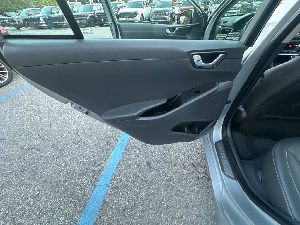 Used 2019 Hyundai Ioniq Limited w/ Ultimate Package 02 FWD image 23