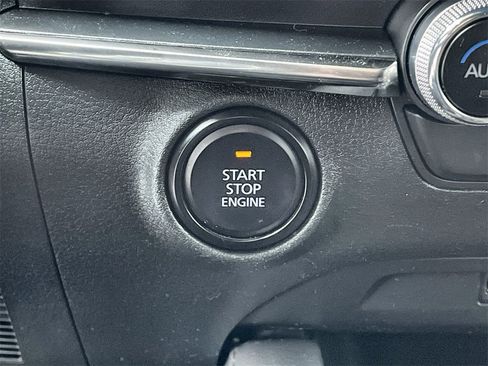 Used 2019 MAZDA MAZDA3 AWD Hatchback w/ Preferred Pkg image 23