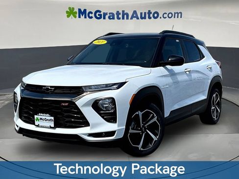Used 2021 Chevrolet TrailBlazer RS w/ Technology Package AWD/4WD image 3