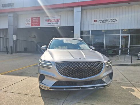 Used 2025 Genesis GV70 2.5T w/ Advanced Package AWD/4WD image 2