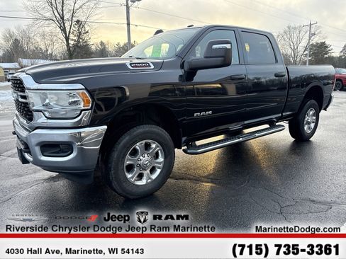 Used 2024 RAM 2500 Big Horn w/ Bed Utility Group image 4