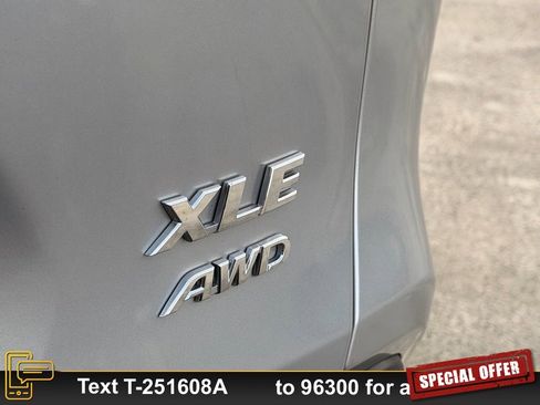 Used 2020 Toyota RAV4 XLE image 25