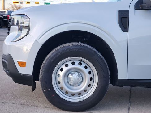 New 2026 Ford Maverick XL image 9