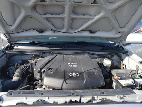 Used 2008 Toyota Tacoma PreRunner image 28