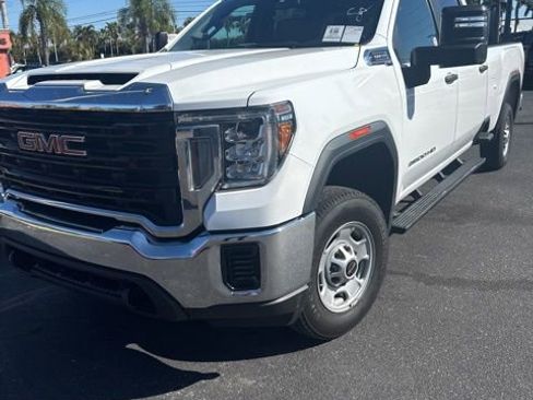 Used 2022 GMC Sierra 2500 Pro w/ Convenience Package image 2