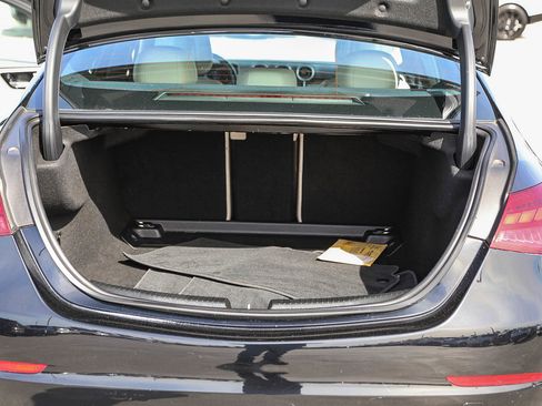 Used 2023 Mercedes-Benz C 300 4MATIC Sedan image 25