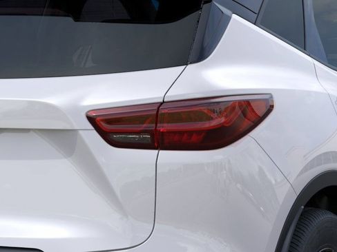 New 2025 Chevrolet Blazer LT w/ Convenience Package image 12