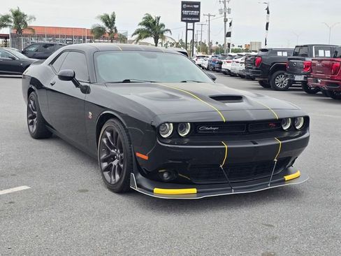 Used 2020 Dodge Challenger R/T Scat Pack image 3