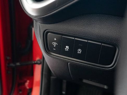 Used 2024 Kia Soul LX w/ Option Group 015 FWD image 17