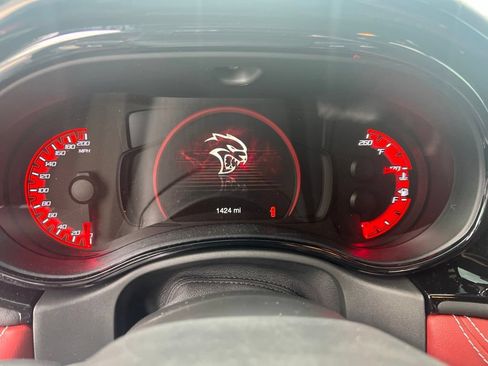 Used 2025 Dodge Durango SRT Hellcat w/ Trailer Tow Group IV AWD/4WD image 9