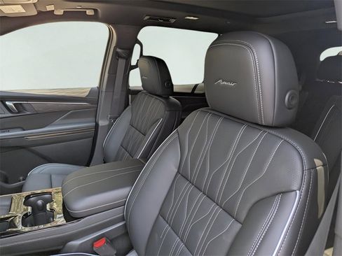 New 2026 Buick Enclave Avenir w/ Super Cruise Package image 14