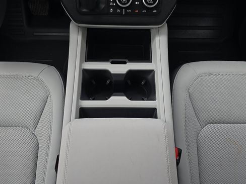 Certified 2025 Land Rover Defender 130 S image 21