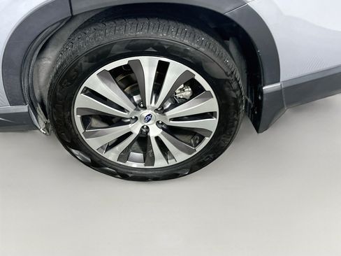 Used 2022 Subaru Ascent Limited AWD/4WD image 11