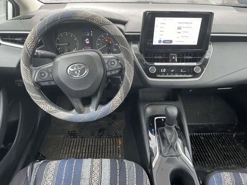 Used 2024 Toyota Corolla LE image 24