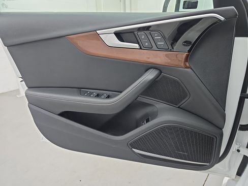 Used 2022 Audi A4 2.0T Premium Plus w/ Premium Plus Package image 25