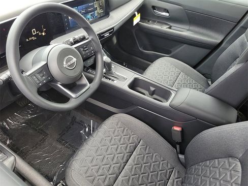 New 2026 Nissan Rogue S image 3