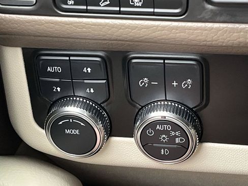 Certified 2024 GMC Yukon Denali AWD/4WD image 19