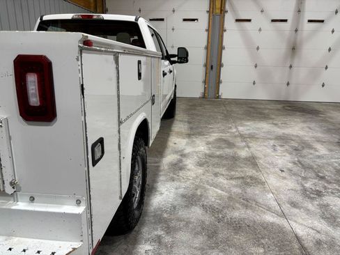 Used 2019 Ford F350 XL w/ Power Equipment Group AWD/4WD image 10